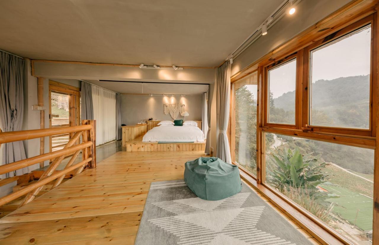No.5 Valley Lodge 장가계 외부 사진