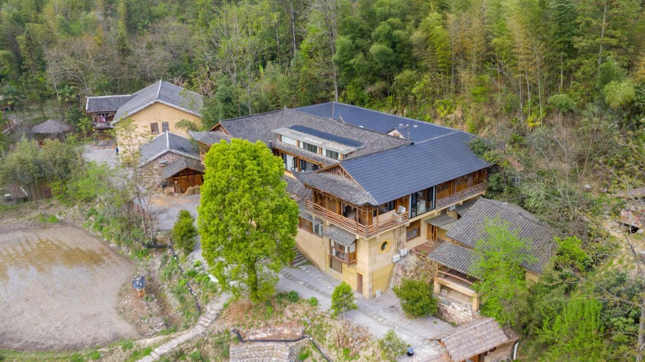 No.5 Valley Lodge 장가계 외부 사진